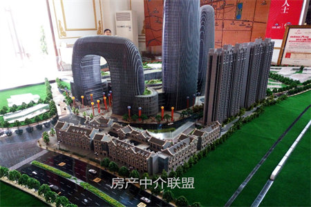 出售泰安膏城花园2室2厅1卫70平精装修